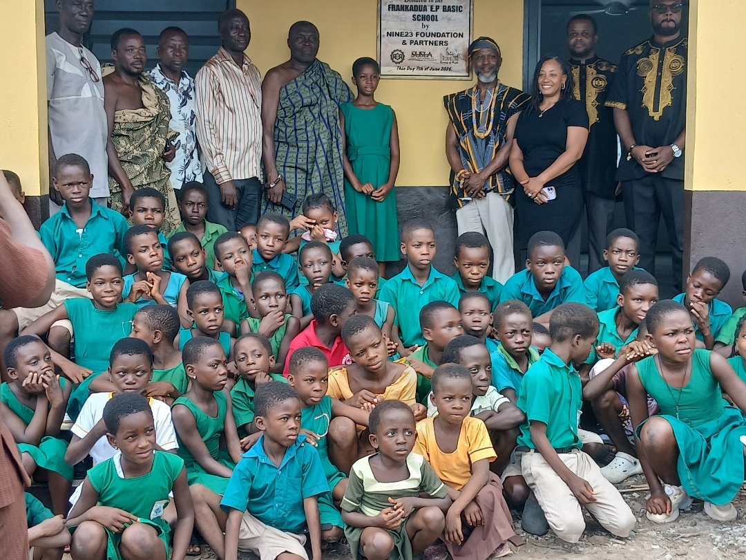 Pupils gathered at Frankadua E.P. Primary School